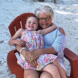 Meet your Posher, Sandy